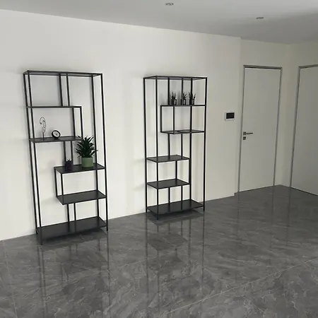 Villa Haus-villa 2-zimmer Moderne In Wallersdorf-haidlfing *
