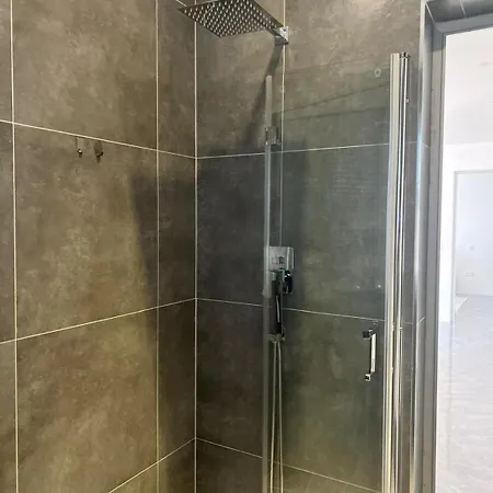 Villa Haus-Villa 2-Zimmer Moderne Ferienwohnung In Wallersdorf-Haidlfing *